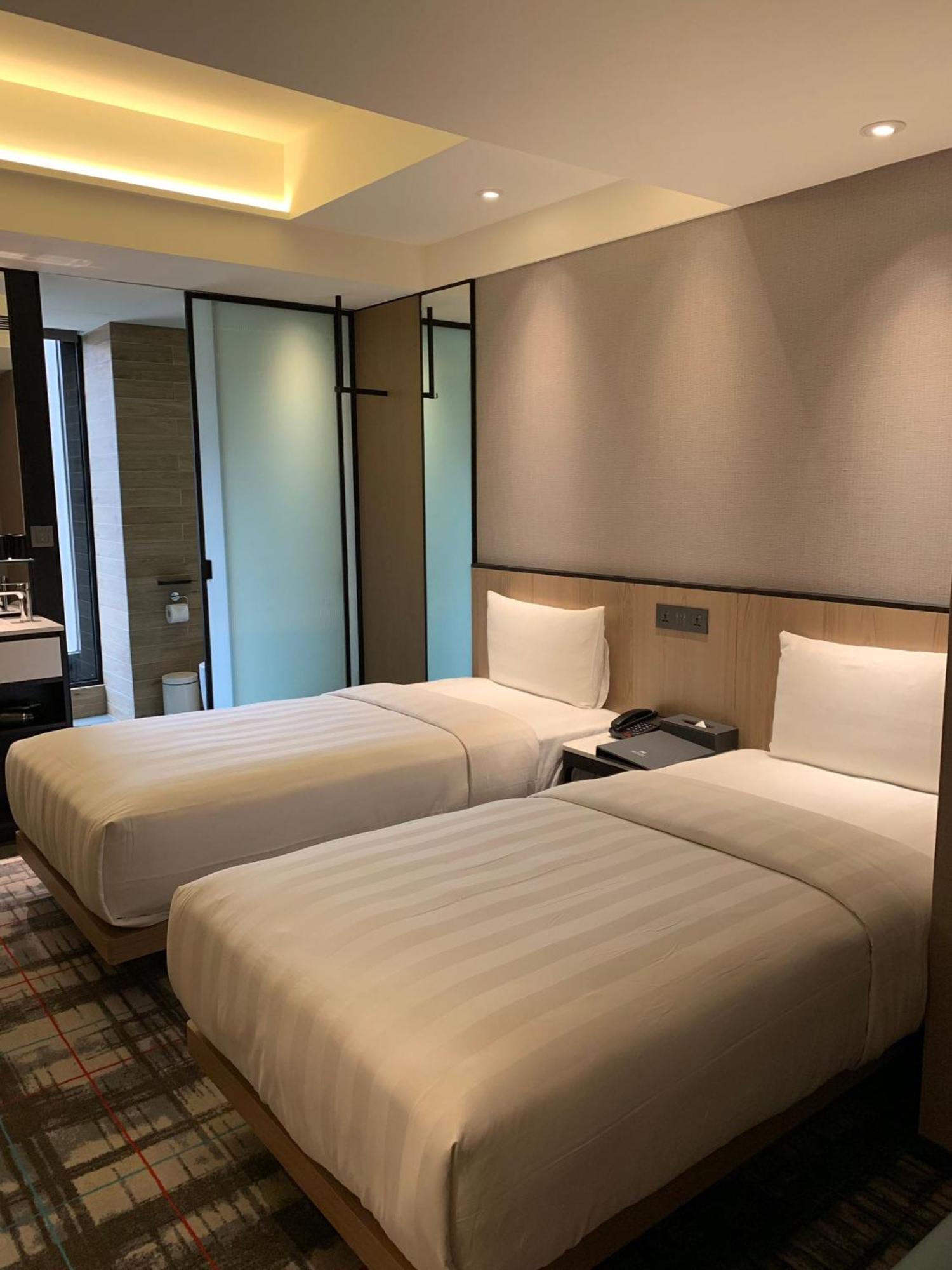 Hotel Midtown Richardson Тайпей Екстериор снимка