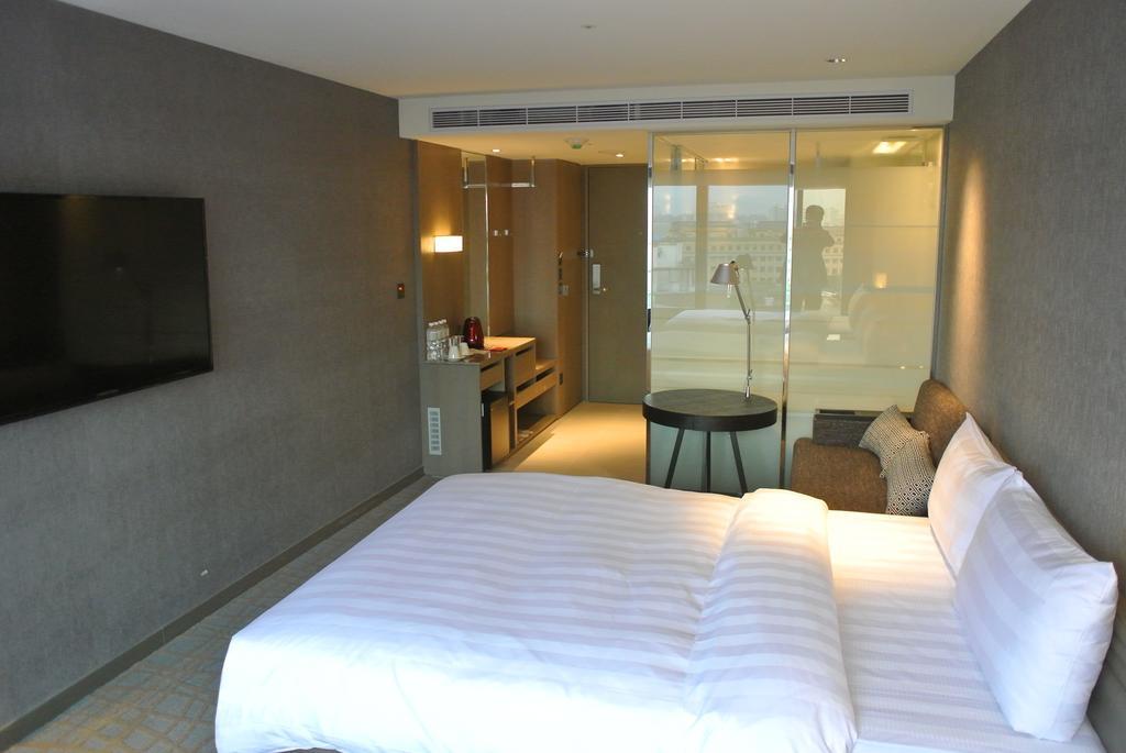 Hotel Midtown Richardson Тайпей Екстериор снимка